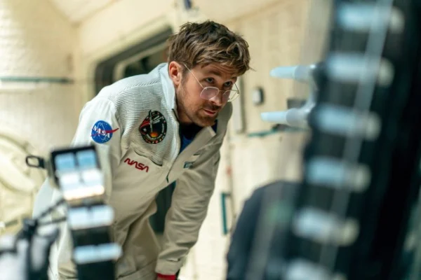 ‘Project Hail Mary’ Review: Ryan Gosling Goes Full ‘Martian,’ and Thank the Heavens for That