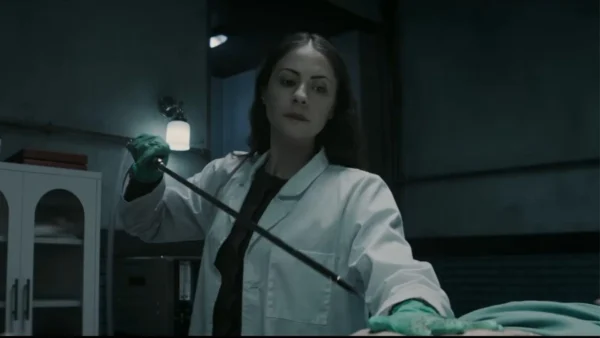 The Mortuary Assistant Review: Should've Stayed a Video Game