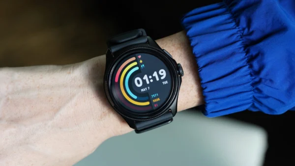The TicWatch Pro 5 Enduro is a powerful smartwatch that deserves better than an outdated Wear OS