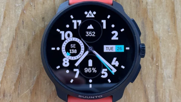 NSMB.com - Suunto Race 2 Watch