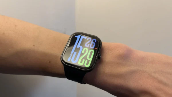 Redmi Watch 5 Review: So Light You Forget It's There - Mark Ellis Reviews