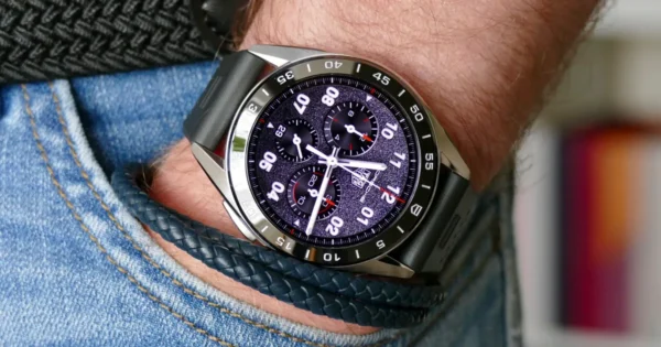 Tag Heuer Connected Calibre E4 (45mm) review: big, bold, and brilliant