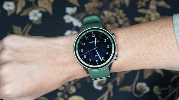 The OnePlus Watch 2R just made Wear OS with fantastic battery life more accessible