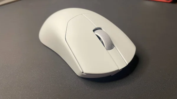 I've not been this smitten over a gaming mouse since the G Pro X Superlight: The wireless Corsair Sabre V2 Pro weighs just 36