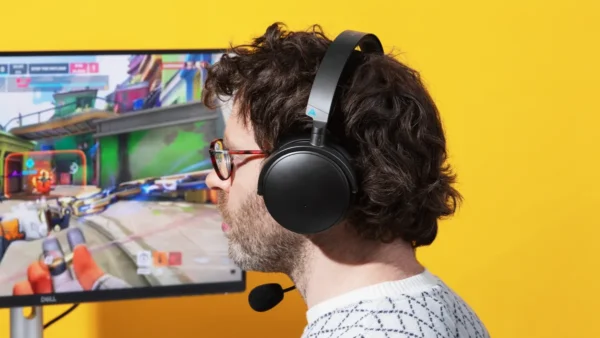 The Audeze Maxwell gaming headset pairs superb audio with extra long battery life