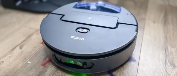 Dyson Spot+Scrub Ai robot vacuum review