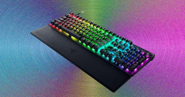 Razer's Huntsman V3 Pro 8KHz Is a Track-Focused Keyboard for Competitive Gaming