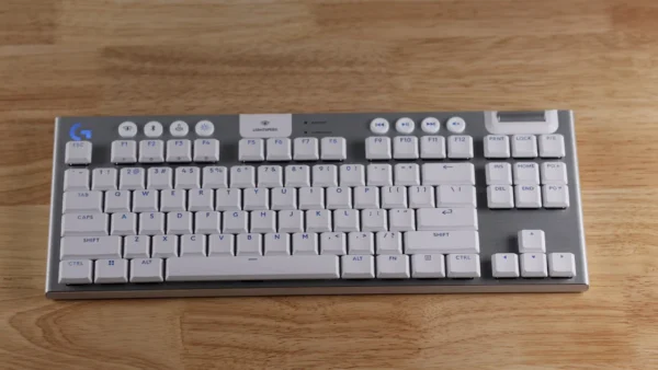 Logitech G915 X Lightspeed TKL Review