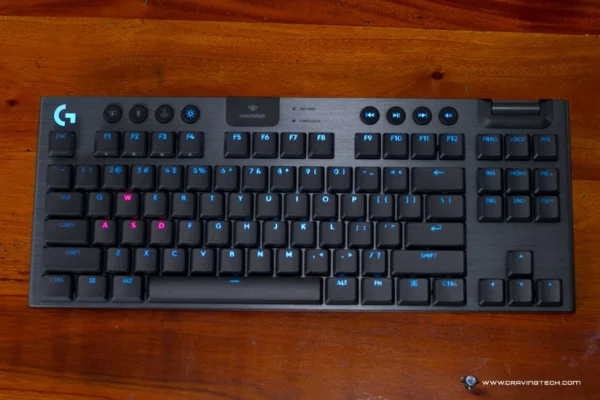 Logitech G915 X LIGHTSPEED TKL Review – Speed and Style in ultra-thin package