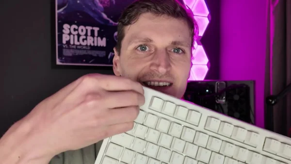 I tried the world's first induction gaming keyboard (Ducky One X)
