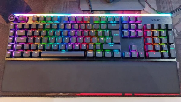 The Light Mount is a gaming keyboard that feeds my late night Sims 4 habit, offering whisper quiet key clacks
