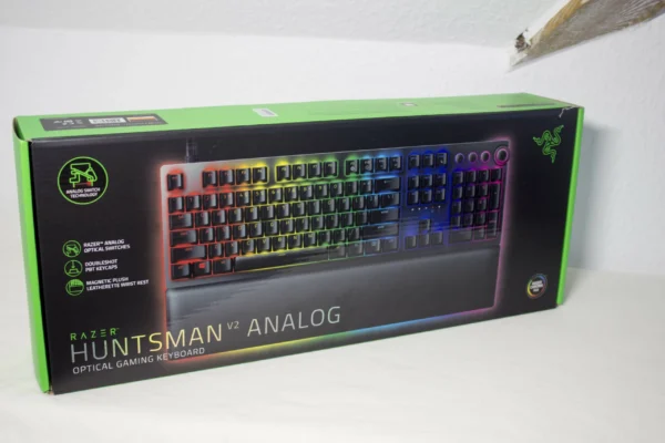 Razer Huntsman V2 Analog in review: What do controllers and keyboards have in common?