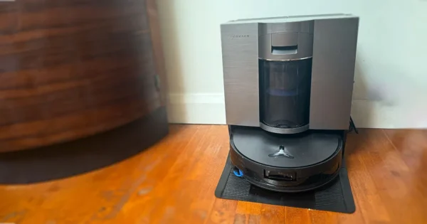 Ecovacs X11 OmniCyclone review: Nothing but