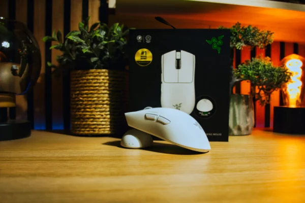 Razer Viper V4 Pro Review: Esports mouse gains significant speed