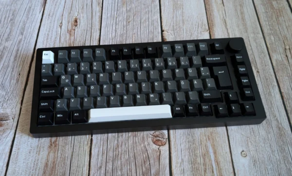 MonsGeek M1 V5 test - Premium aluminum keyboard