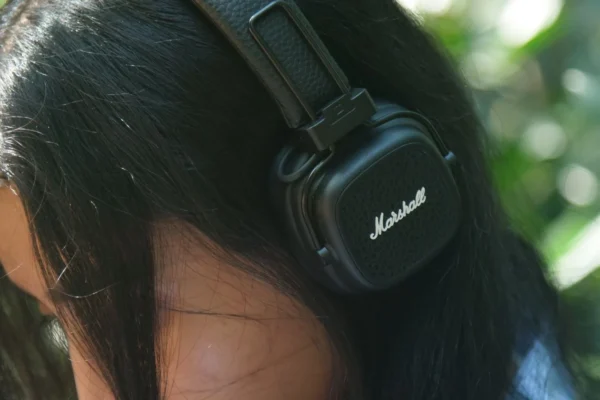 Marshall's Major V Headphones Review: Unbelievable Battery Life and Ready to Auracast
