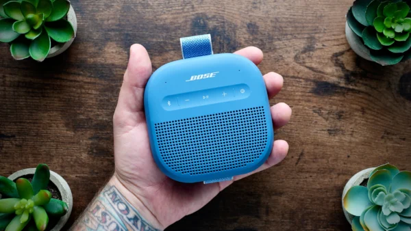 Bose SoundLink Micro (2nd Gen) review: Better sound, limited stamina
