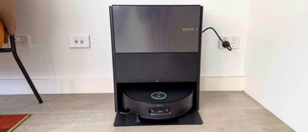 I was stunned by the Dreame Aqua10 Ultra robovac's excellent cleaning performance – but it's slightly undermined by minor