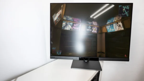 Going oldschool with a 3:2 display is a real nostalgic PC gaming hit