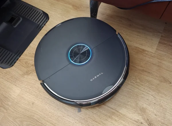 Narwal Flow 2 review: Next-gen AI Mopping That Outshines Its Vacuum - Talk Android