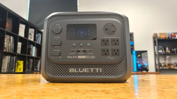 Bluetti Elite 300 Portable Power Station Review - CGMagazine