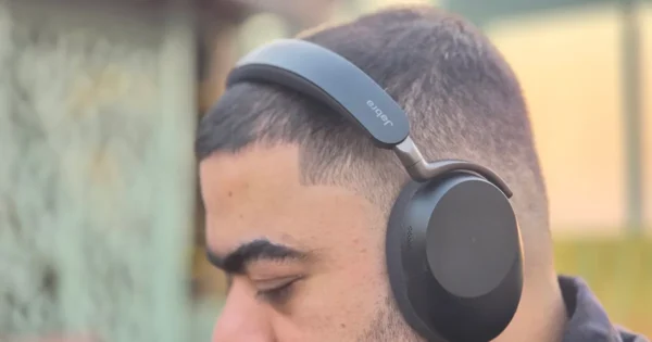 Jabra Evolve3 85 review: I didn’t expect to love a business headset, but I changed my mind