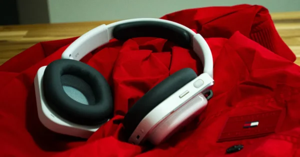 Nothing Headphone (a) Review: Smart Subtractions
