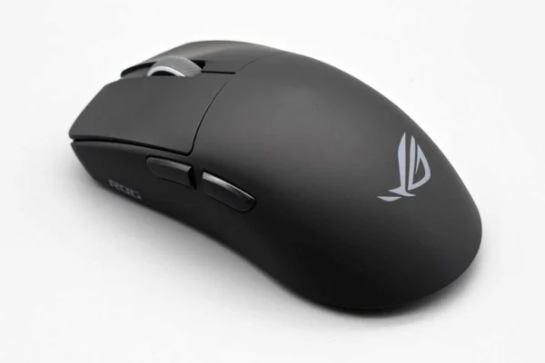 I put this $169 Asus gaming mouse to the test. Is it worth it?