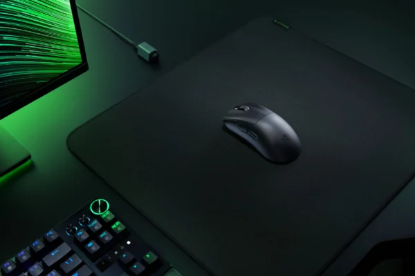 Razer DeathAdder V3 Hyperspeed review: Super light, zero bling - Techgoondu