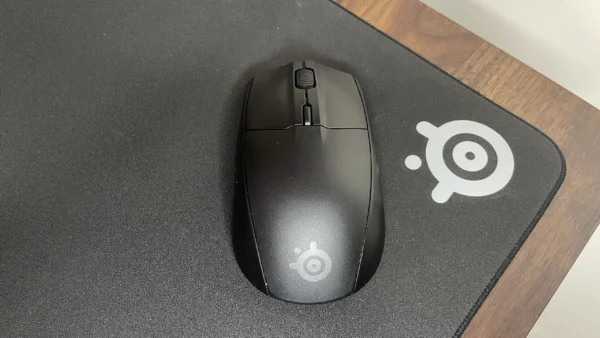 This new wireless gaming mouse might be a Jack of all trades but it still hasn't won me over.