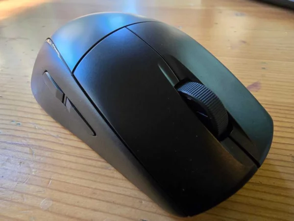 Corsair M75 Wireless review: The ultimate sharer's gaming mouse