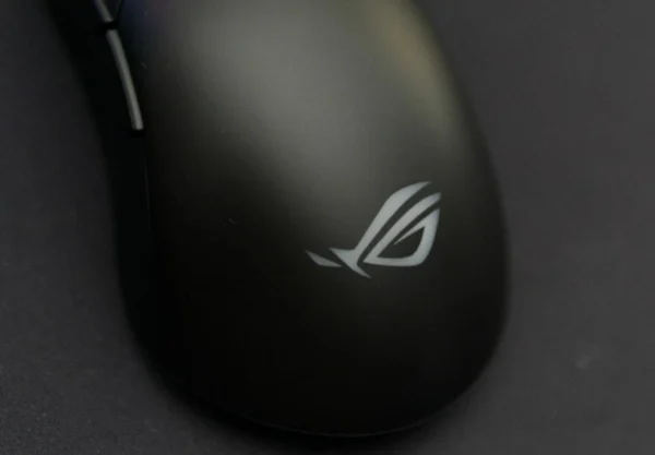 ASUS ROG GLADIUS III Gaming Mouse Review - EnosTech.com