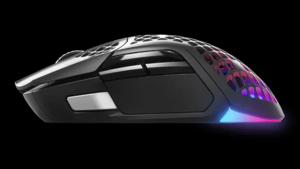 SteelSeries Aerox 5 Wireless Review: ‘The Mouse Is Right but the Price Is Wrong'