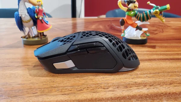 SteelSeries Aerox 5 Wireless