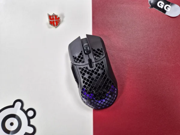 SteelSeries Aerox 5 Wireless Mouse Review: A Featherweight Contender with Caveats