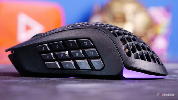 SteelSeries Aerox 9 Wireless review: Button up
