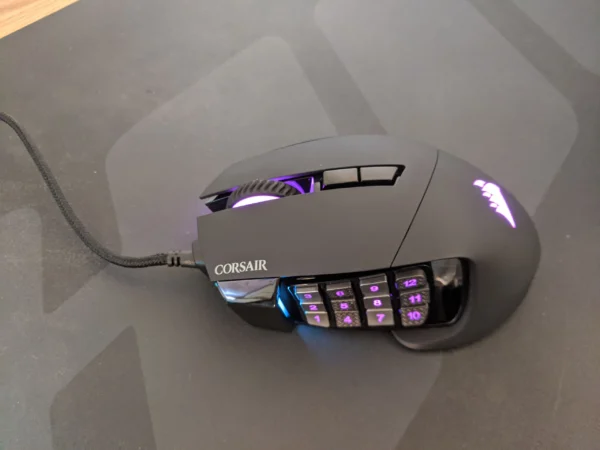Corsair Scimitar RGB Elite Gaming Mouse Review: a MOBA/MMO Weapon
