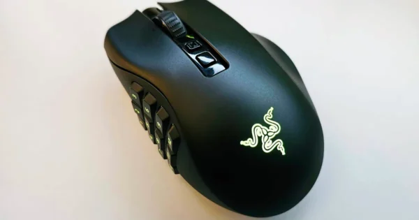This is the most frustrating mouse I’ve ever owned, and I love it anyways