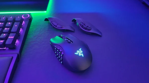 Razer Naga V2 Pro Wireless Gaming Mouse - CGMagazine