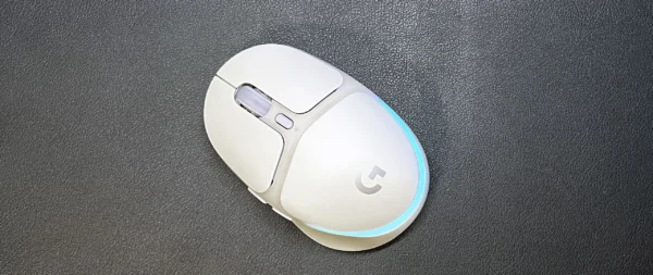 Logitech G705 Review: Cute, clicky, contoured