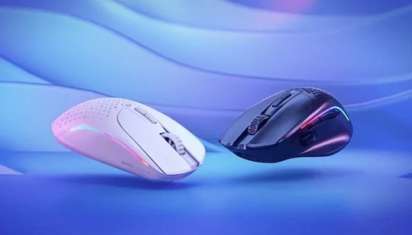 Glorious Model I 2 Wireless Mouse Review: Lightweight Power In The Palm Of Your Hand