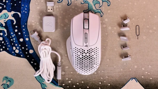 Glorious Model i2 wireless review - terrible battery but...