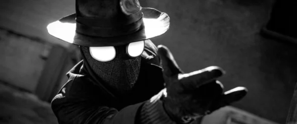 Spider-noir TV review: Nic Cage goes full web-slinging gumshoe