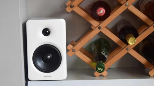 Edifier M90 Review: Compact Speakers That Instantly Replaced My Hi-Fi Setup
