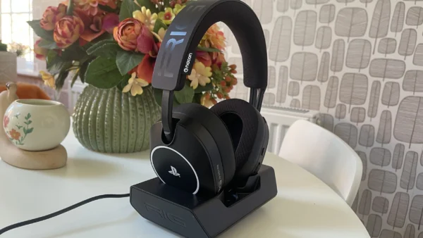 Nacon’s RIG R8 Spectre Pro HS is a top value gaming headset