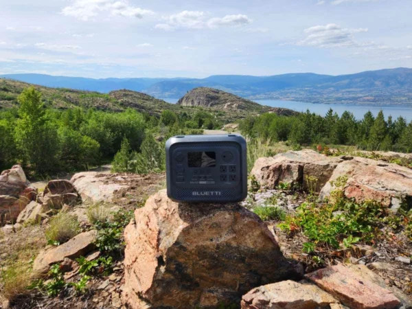 What Can the BLUETTI Elite 300 Actually Run? Our Real-World Home, Outdoor, and Solar Charging Test