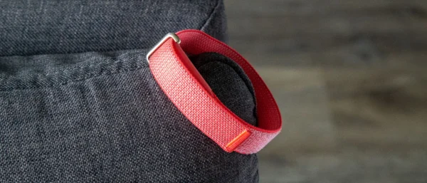 I've been using the Fitbit Air, and it's a pretty good fitness tracker that I keep forgetting about. And that's the point