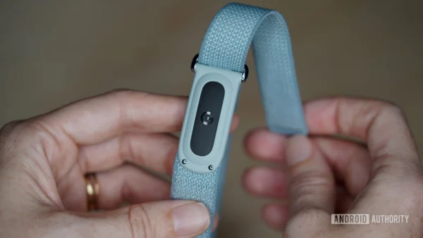 I’ve had the Fitbit Air for 48 hours, and it’s already the most comfortable wearable I own