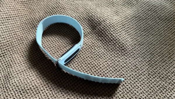 Fitbit Air Review: This Is the Best Fitness Tracker for Most People