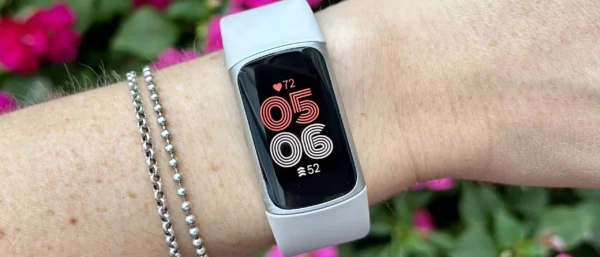 Fitbit Charge 6 review: a brilliant tracker, now with more Google